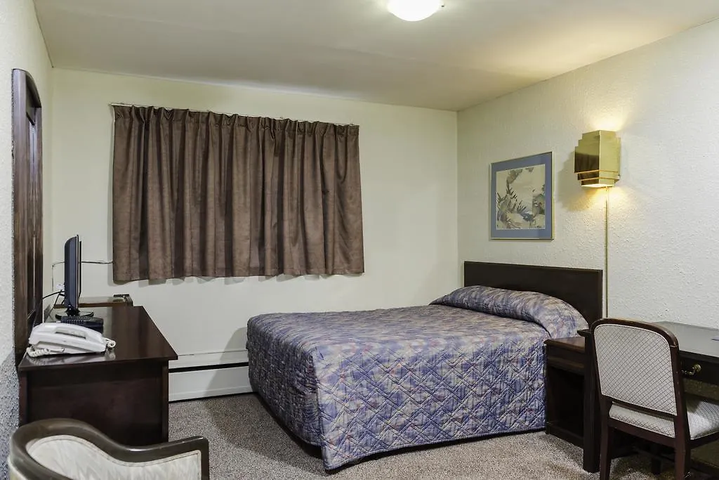 The Cavalier Inn Winnipeg Hotel